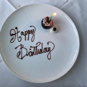 Meet your Posher, Kenneth